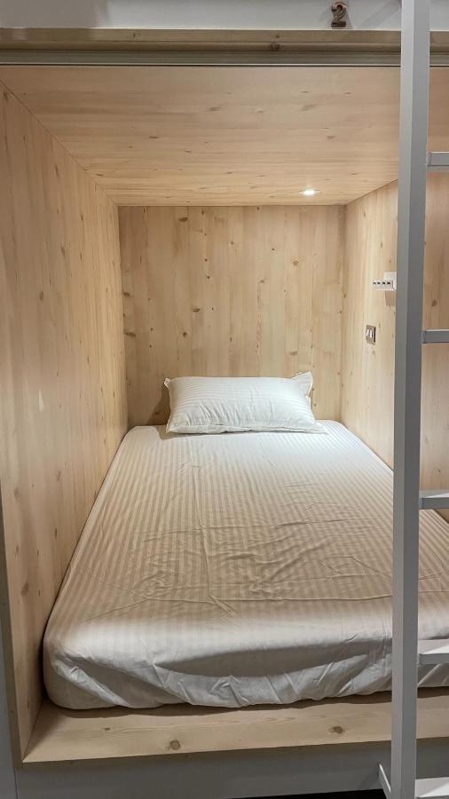 One Night Hostel Yilan Exterior foto