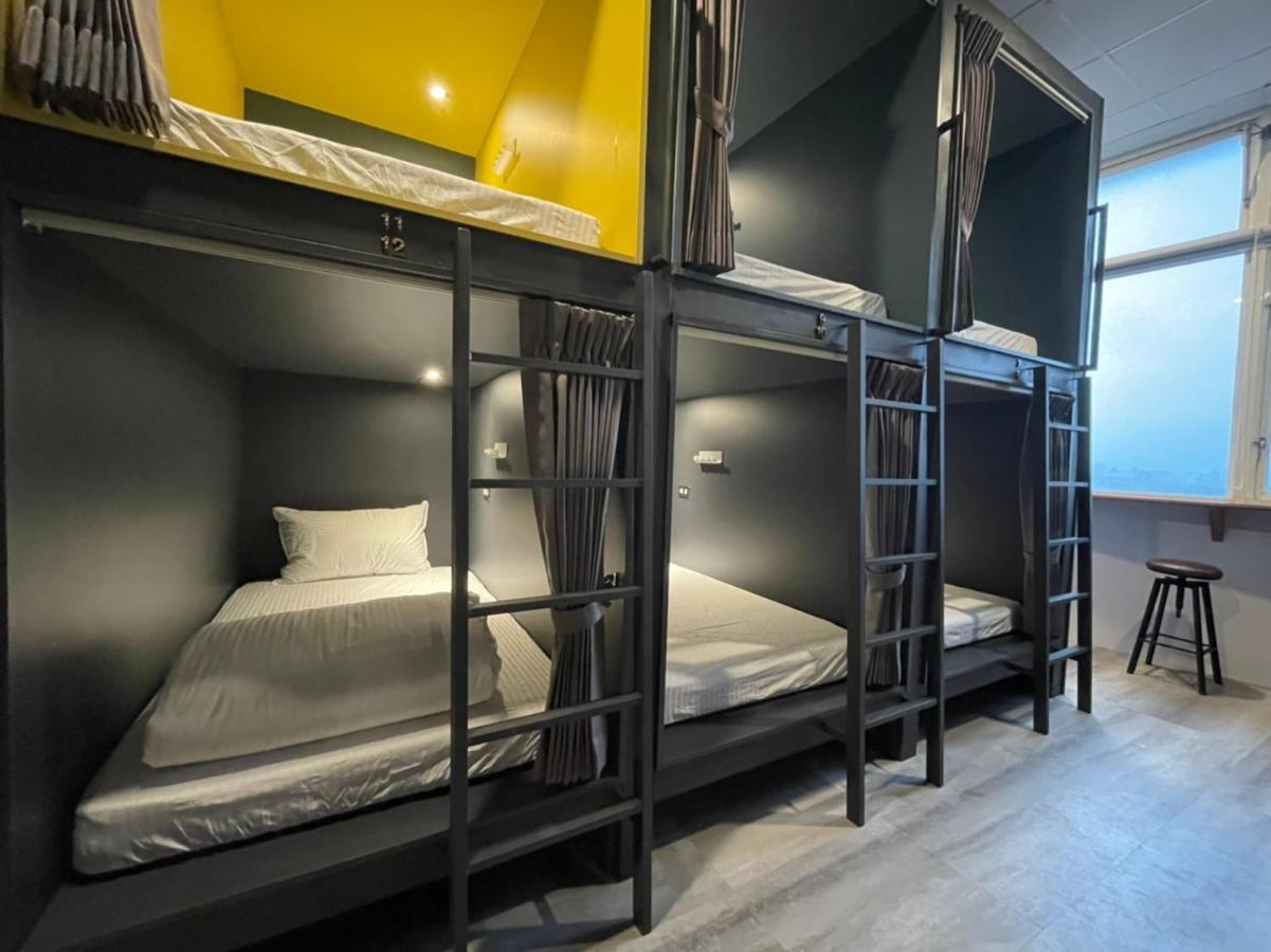 One Night Hostel Yilan Exterior foto